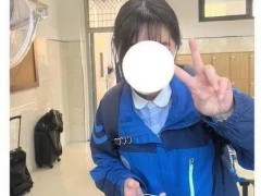 老师发错作业到毕业群 没想到依旧收到了学生们的答卷