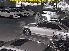 骑手骚扰外国女子被刑拘 网友：必须严惩！