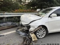 陕西一车主遭无牌车别车撞护栏后续：肇事方全责！