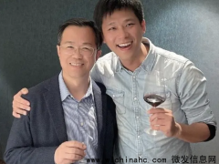 葛斯齐曝卓伟手机丢了,存上千张演艺圈“塌房”机密