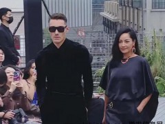 胡兵瞿颖合体走秀 网友喊话:在一起