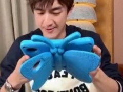 《与凤行》剧组直播 赵丽颖吐槽林更新闷骚