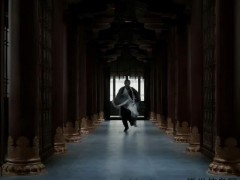 《庆余年2》庆帝穿运动鞋奔跑 古今穿越引热议