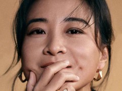 如何看待贾玲代言Prada 安全人选终结"塌房"魔咒