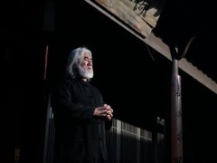 终审判决!张纪中侵犯前妻隐私权被判赔偿2万元 七年恩怨再起波澜