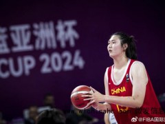 找回状态！张子宇连进两球后 澳大利亚只能用车轮战阻挡内线霸主