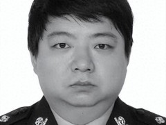 父亲牺牲1年8个月后儿子继承警号 忠诚续写,英雄永存