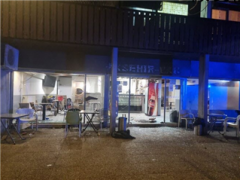 法国一酒吧遭手榴弹袭击 至少12人受伤[推荐]