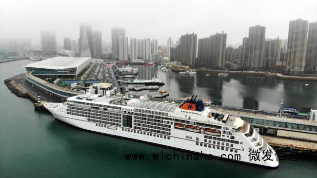 山东最大规模欧洲旅游团抵达青岛