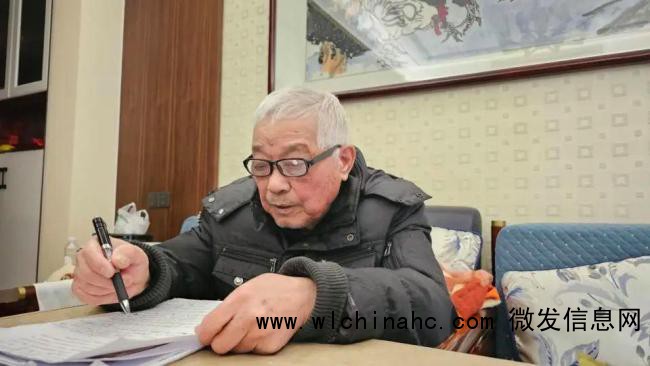 烟盒写建议被采纳大爷回应走红 平凡人的立法贡献