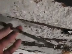 业主入住两年 车库柱子爆裂钢筋裸露 安全隐患引担忧[推荐]