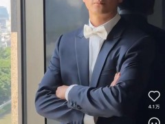 吴彦祖首次直播教英语 跨界教学引热议[推荐]