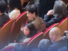 章子怡带9岁女儿醒醒参加上影节 艺术传承与现代育儿理念的微型窗口!