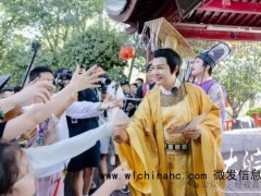 演员陈龙力挺郑国霖景区打工 凭能力工作不丢人[推荐]