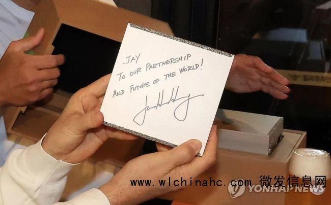 黄仁勋与李在镕吃炸鸡拿下大单 巨头聚餐带动概念股飙升