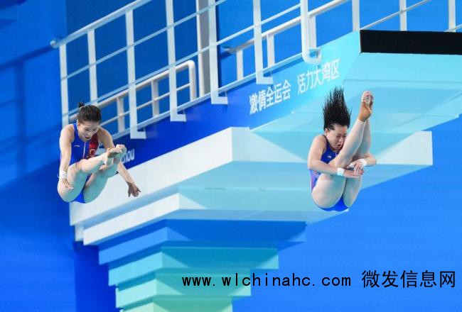 观众为全红婵下起“娃娃雨” 粉丝热情燃爆全场