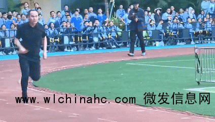 校长狂奔学生呐喊 运动会超有爱