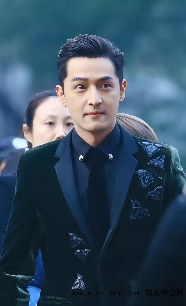 胡歌首谈二胎儿子 