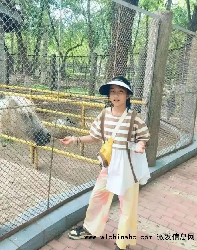 男童坠冰窟 小姑娘喊“我下去救”