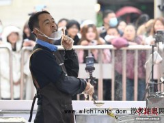 鸡排哥杭州开炸千人排队 百米长队品尝[推荐]