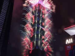 台北101跨年烟火秀点亮夜空 如约而至绚烂绽放[推荐]