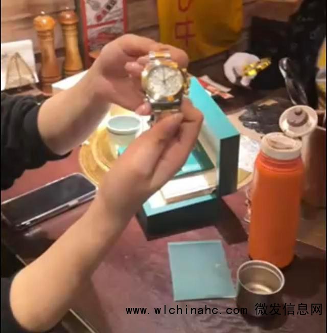 女子卖劳力士收16万后账户被冻结 筹钱治病反遭冻结