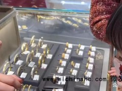 10岁女孩连续3年用压岁钱买黄金 理财小天才[推荐]