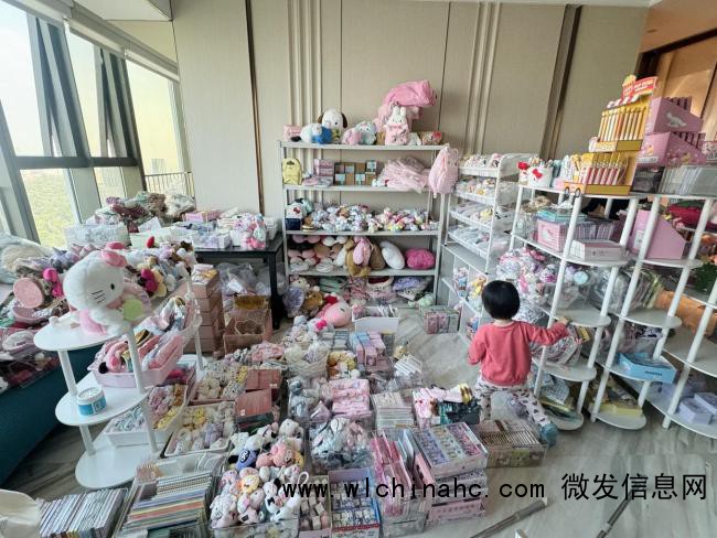 年轻人爱上买&ldquo;美丽小垃圾&rdquo; 未知感带来的情绪价值